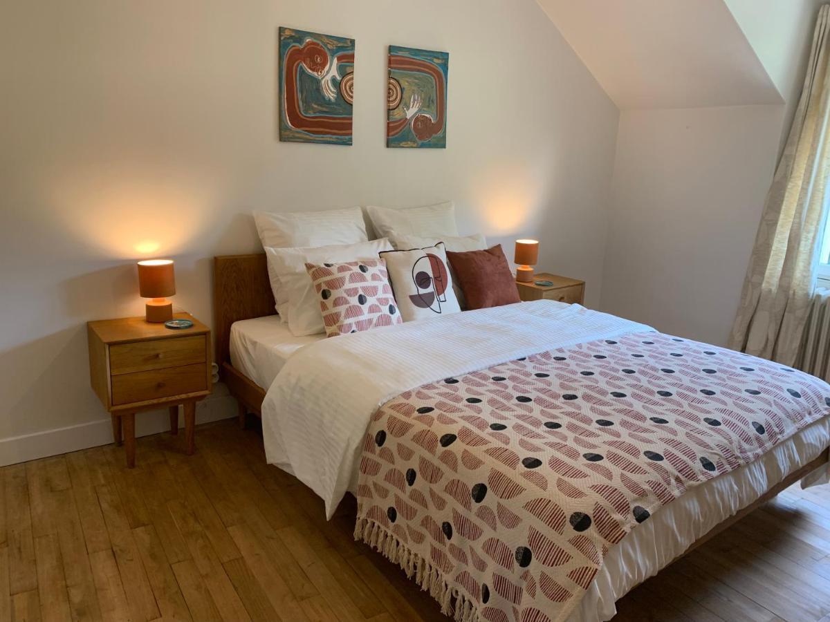 Au Bord De La Rivier Villa *