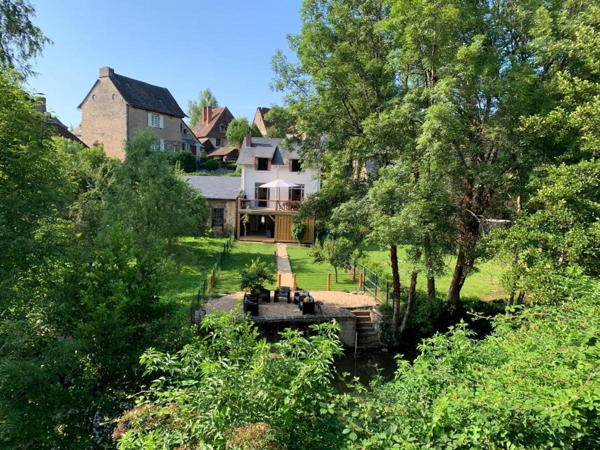 Au Bord De La Rivier Villa *